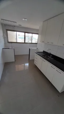 Imagem APARTAMENTO COM 4 VAGAS NA GARAGEM NA PRAIA DA COSTA
