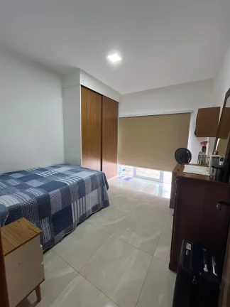 Imagem Residência Excepcional no Centro de Quadra, SP - Viva em Luxo e Conforto Absolutos!