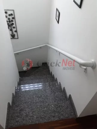 Imagem Excelente Sobrado Reformado à Venda no bairro Nova Petrópolis com 3 suítes