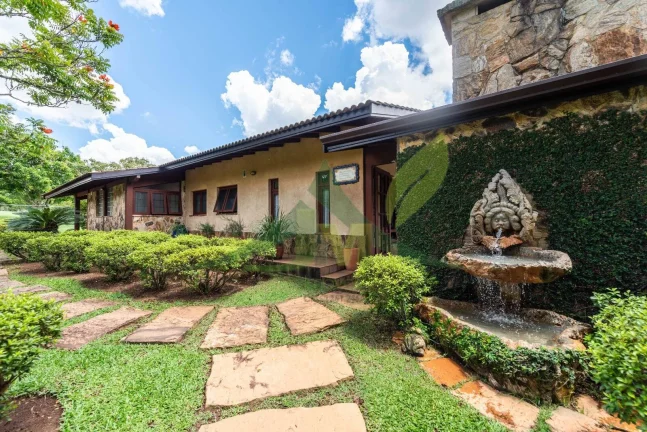 Imagem Propriedade Excepcional em Piracaia: Luxo e Natureza ao Seu Alcance