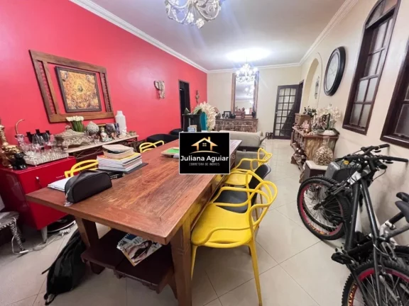 Imagem Luxuosa Casa à Venda em Belo Horizonte - Santa Amélia: 3 Quartos, 1 Suíte, 3 Salas, 3 Banheiros, 3 Vagas, 272m².