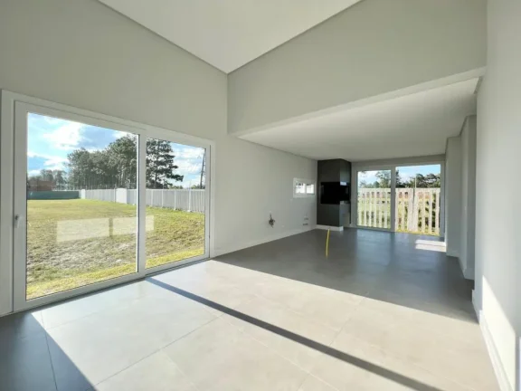 Imagem Casa em Condominio 3 Dormitórios - Bairro Arroio Teixeira
