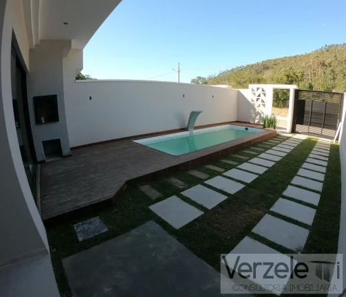 Imagem Casa / Sobrado para Venda em Camboriú / SC no bairro São Francisco de Assis