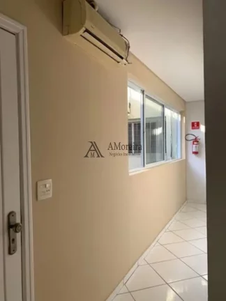 Imagem Salão Comercial à Venda no Centro de Jundiaí-SP com 4 Salas, 4 Banheiros, 5 Vagas de Garagem e 333m² de Área