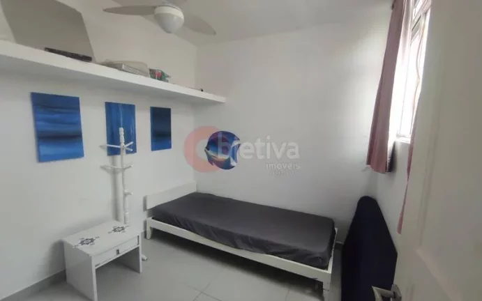 Imagem Apartamento linear, 2 quartos, a 300 metros da Praia do Forte - Cabo Frio