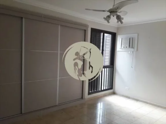 Imagem OPORTUNIDADE NA QUADRA DA PRAIA EM SANTOS. APARTAMENTO AMPLO COM SALA COM VISTA PRO MAR EM 3 AMBIENT...