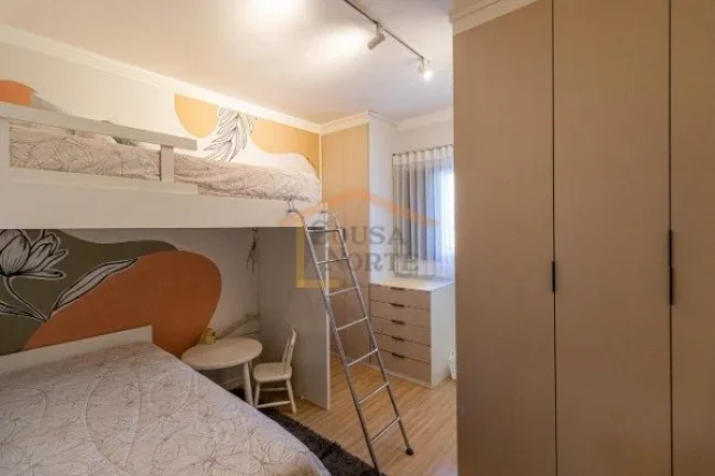 Imagem Sobrado moderno e super completo, com 144 m² muito bem distribuídos. Conta com cozinha, sala de es...