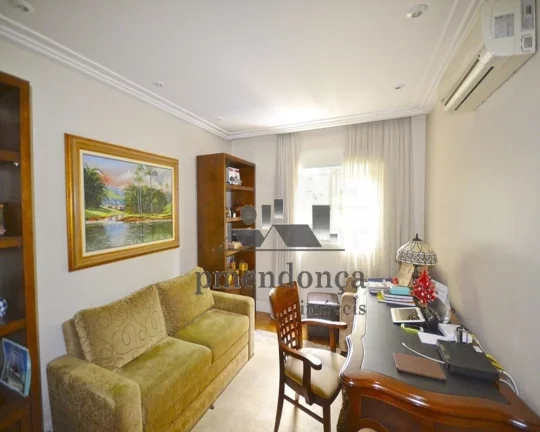 Imagem Apartamento estilo casa suspensa com muito charme e bom gostos, estilo Neo classico, novo de pouco u...
