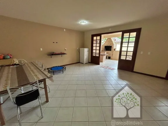 Imagem Casa ampla no Itacorubi