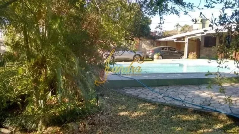 Imagem Casa em Atlântida 02 terrenos! Composta por 03 dormitórios, 01 suíte