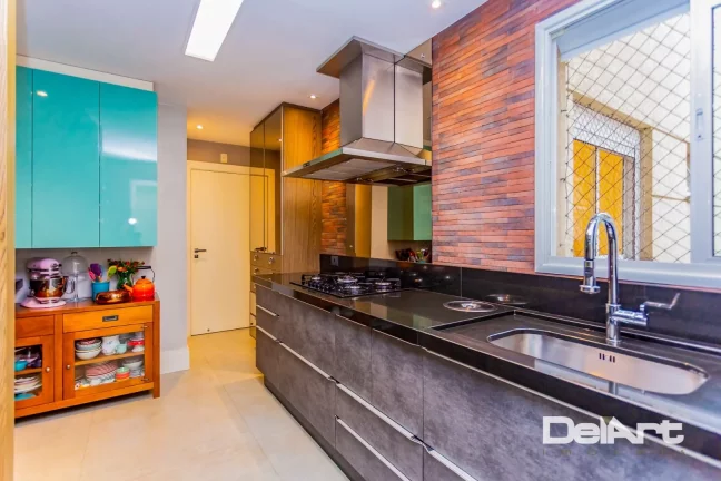 Imagem Apartamento 145m2 - 03 suítes - 04 vagas - todo mobiliado e aconchegante na melhor posição do Cabral...