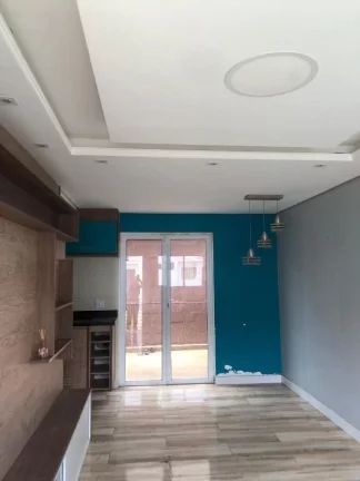 Imagem Sobrado com 2 dormitórios à venda, 60 m² por R$ 400.000,00 - Vila Colorado - Suzano/SP