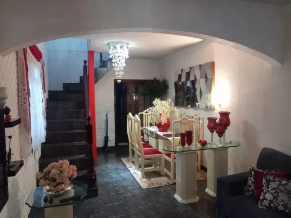 Imagem Sobrado à venda, 239 m² por R$ 700.000,00 - Jardim Imperador - Suzano/SP