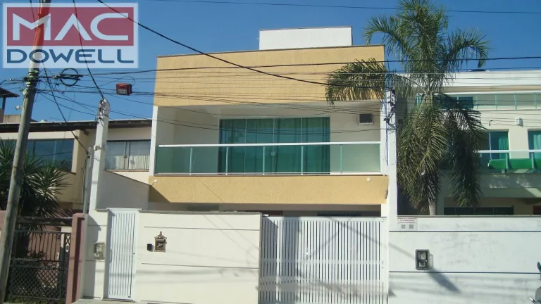 Imagem Casa triplex próximo a praia de Itaipu