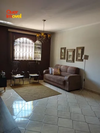 Imagem Espetacular casa à venda em Ribeirão Preto-SP, Ribeirânia: 4 quartos, 2 suítes, 3 salas, 6 banheiros, 6 vagas, 495,85m²!