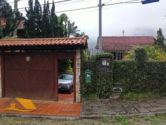 Imagem Vendo casa de alto padrão no Cônego, com 6 quartos