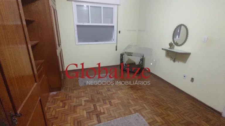 Imagem Oportunidade!!! Apartamento de 3 dormitórios com suíte dependência de empregada completa no bairro do Macuco em Santos (SP) por R$.510.000,00 .