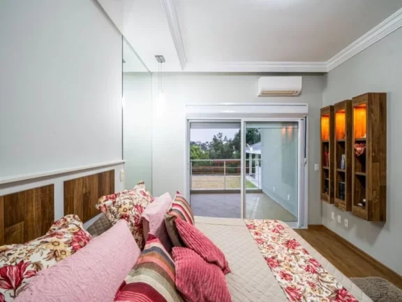 Imagem MIRANTE-CASA RECÉM REFORMADA DIVISANDO COM ÁREA DE PRESERVAÇÃO