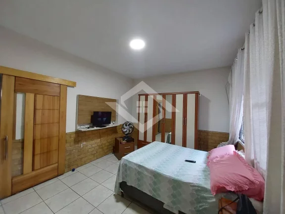 Imagem Casa duplex com 5 quartos, área externa, terreno 250 m². Campo Grande