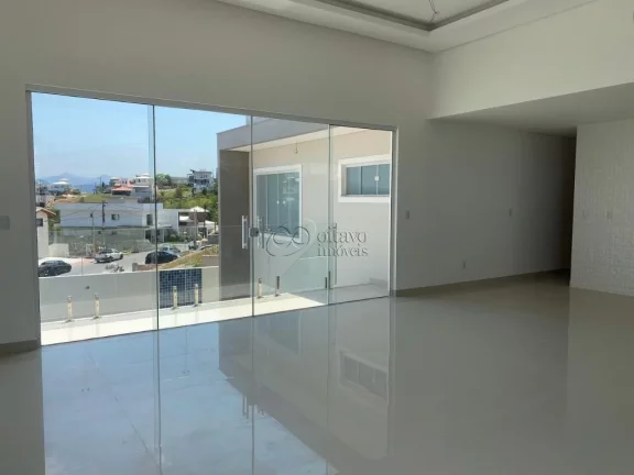 Imagem LINDA CASA A VENDA NO VALE DOS CRISTAIS.