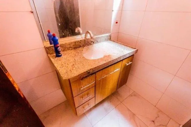 Imagem Sobrado com 3 dormitórios à venda, 188 m² por R$ 540.000 - Vila Lucinda - Santo André/SP