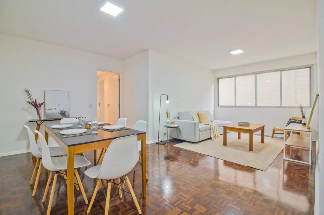 Imagem Apartamento Reformado 97M², 2Q, 1 Suíte, 2 Banheiros, 1 Vaga, Playground, Salão de Festas.