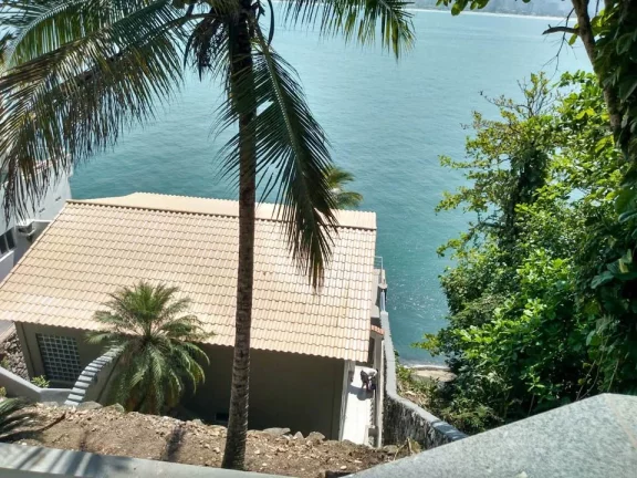 Imagem Casa pé na água, condomínio península, enseada.