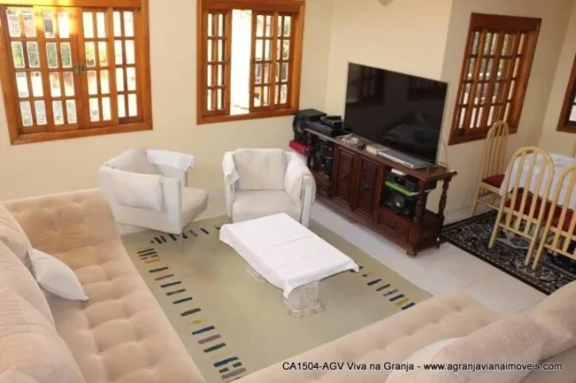 Imagem Casa com 4 dormitórios à venda, 400 m² - Granja Viana - Carapicuíba/SP