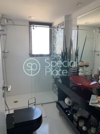 Imagem Lindo apartamento com 360m2 de área privativa, 4 dormitórios ( 4 suítes ) e 4 vagas na garagem. L...