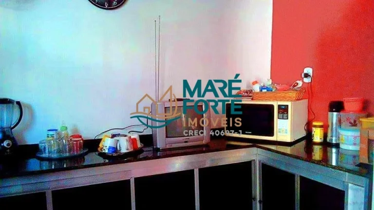 Imagem CASA COM 03 DORMITORIOS E CLOSET