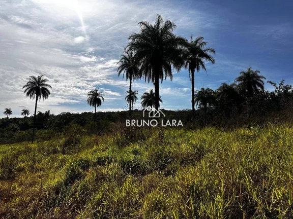 Imagem Sítio à venda em Mateus Leme bairro Portal Serra Azul.
