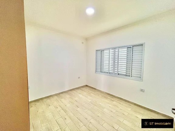 Imagem Casa a venda em Atibaia - Condomínio Fechado, 1.000 m² e 3 Suítes!