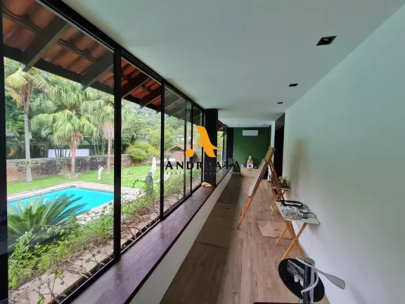 Imagem Jardins do Itanhanga - Mansão com 583 m² com uma vista privilegiada.