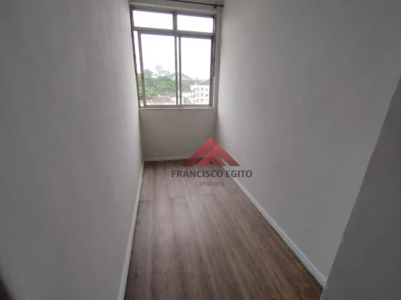 Imagem Apartamento com 2 dormitórios para alugar, 63 m² por R$ 2.163,91/mês - Centro - Niterói/RJ