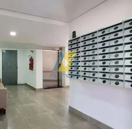 Imagem Apartamento Mobiliado com 2 dormitórios e vaga em excelente localização.