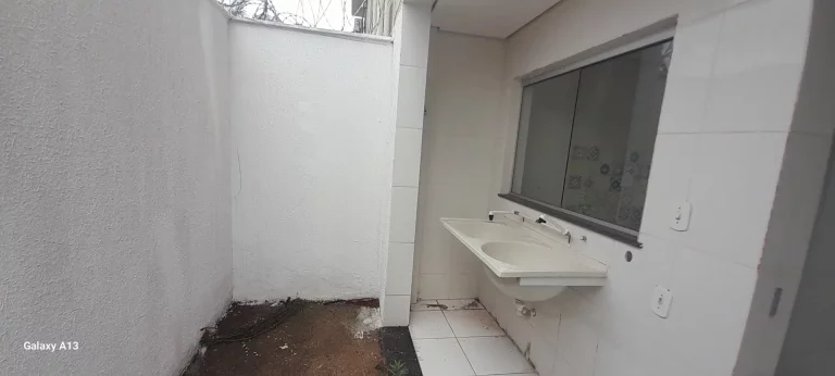 Imagem Casa em Condomínio à Venda em Santa Luzia, 3 Quartos, 96m²