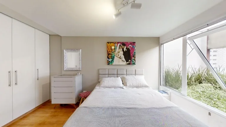 Imagem Apartamento Real Parque - 124M², 3 Dorms, 2 Suítes, 2 Salas, 2 Vagas Demarcadas, Varanda, Academia, Piscina, Lareira, Sauna, Gerador.