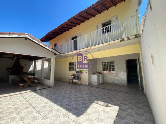 Imagem Casa á venda em Cambezinho