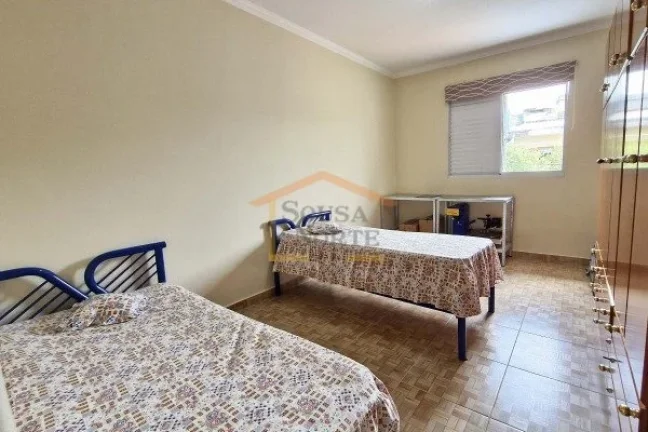 Imagem Casa em vila com 140m² de área construída. O imóvel é um sobrado com 2 dormitórios bem distrib...