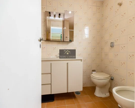 Imagem REGIÃO NOBRE BROOKLIN APARTAMENTO ESPAÇOSO 51,00 M 1 SUÍTE 1 VAGA SACADA PRECISA PEQUENA REFORMA COMÉRCIO VARIADO PRODUTOS SERVIÇOS PEQUENA CAMINHADA