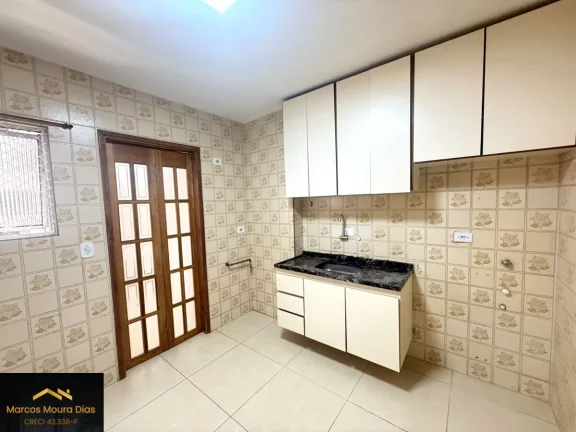 Imagem Apartamento com Portaria 24 hs e Gerador em Perdizes com 3 Dormitórios