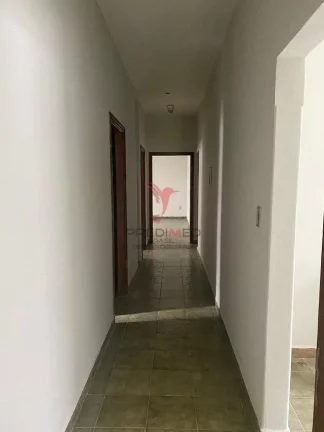 Imagem Casa no campo Galvão, Guaratinguetá. Terreno 414 MTS2. 4 Quartos, sendo 3 Suites.4 vagas
