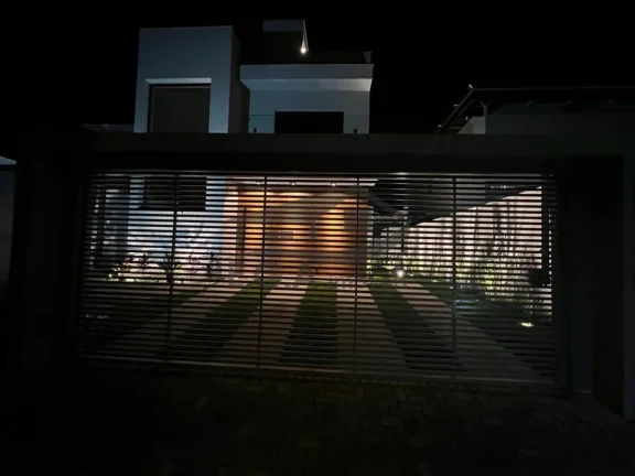Imagem Casa a 50 metros da praia de Juquehy