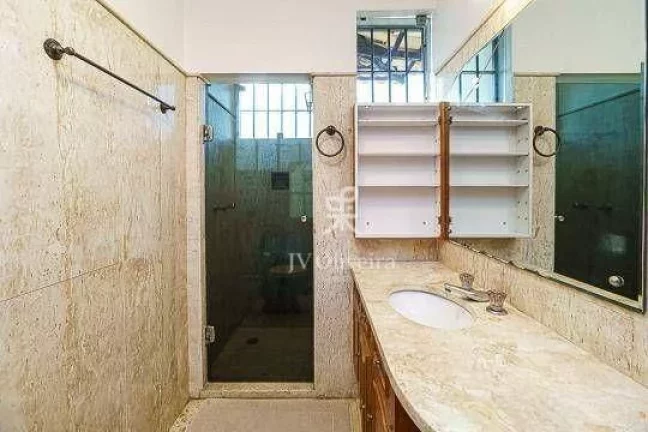 Imagem Sobrado com 4 dormitórios à venda, 680 m² por R$ 2.360.000,00 - Vila Tramontano - São Paulo/SP