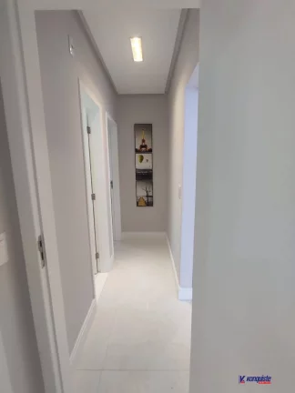 Imagem VENDO CASA 2/4 REFORMADA- SIM