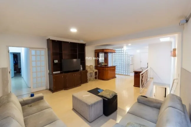 Imagem Prédio Comercial na Vila da Saúde com 12 Vagas e 1.008m² de Área
