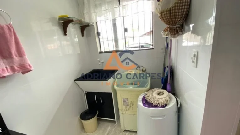 Imagem ALUGUEL Temporada Casa com 4 dormitórios no Bairro Armação - Penha - SC