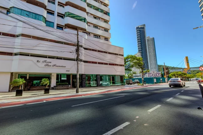 Imagem Edifício Torre de São Francisco