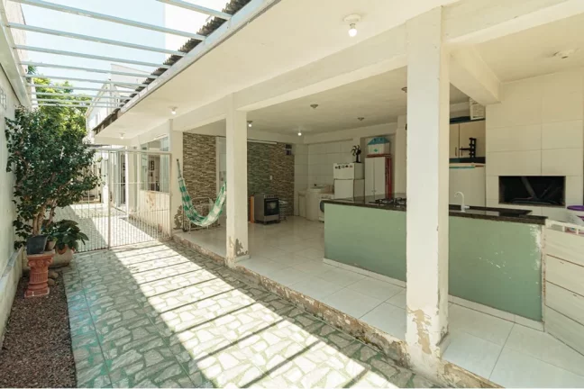 Imagem Casa à venda em Porto Alegre, Menino Deus, com 3 quartos, 177m2