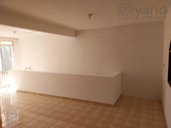Imagem Imperdível: Casa à venda em Jundiaí-SP, Jardim Tamoio, 3 quartos, 1 suíte, 1 banheiro, 3 vagas, 190m².